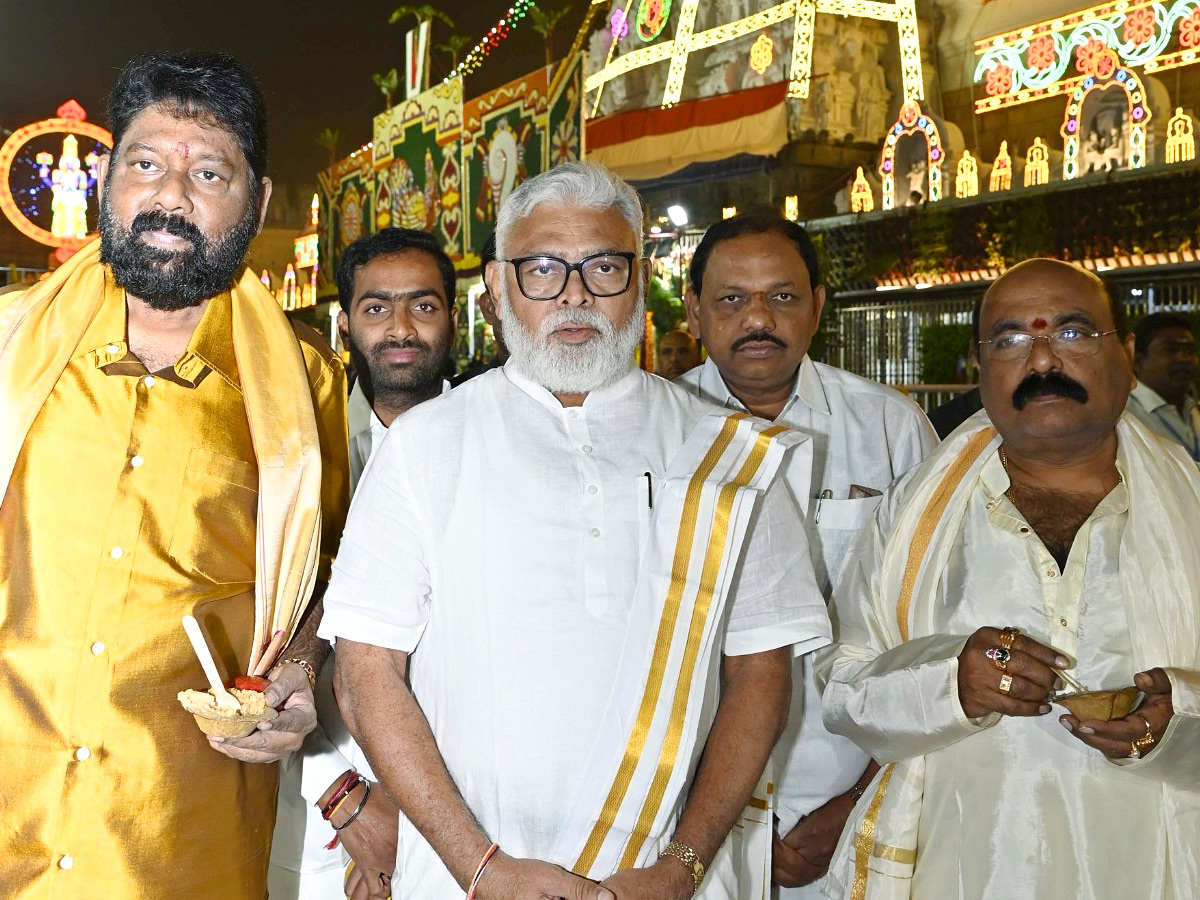 Vaikunta Ekadasi 2023 Photos - Sakshi18