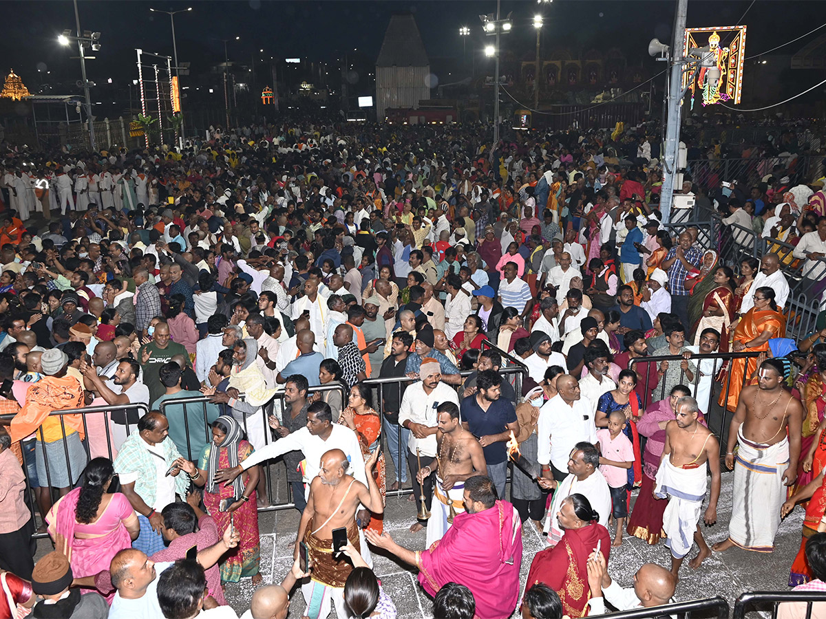 vaikunta ekadasi 2023 at tirumala photos - Sakshi4