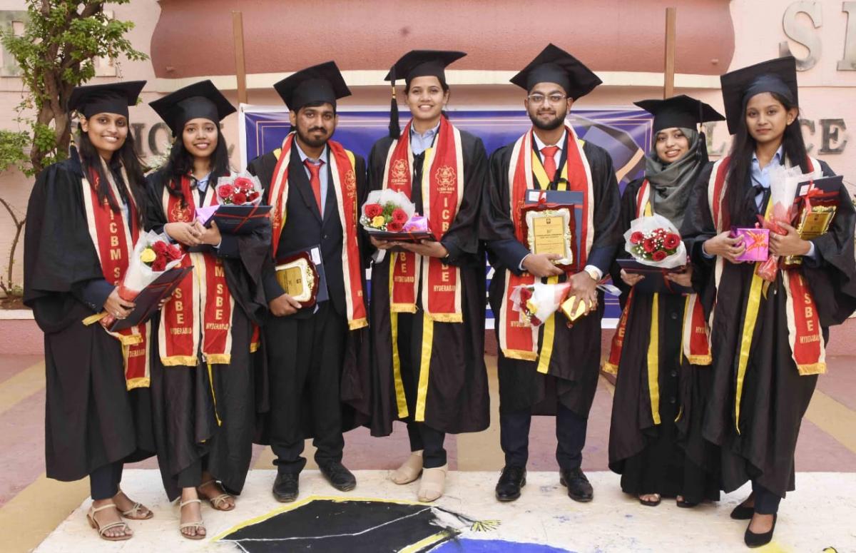 Students Celebrates 16th Convocation Ceremony ICBM School of Business Excellence at Attapur Hyderabad Photos - Sakshi9