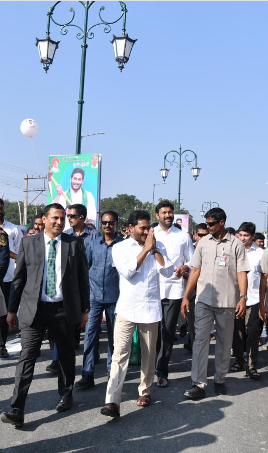 CM YS Jagan In YSR District Simhadripuram Photos - Sakshi34