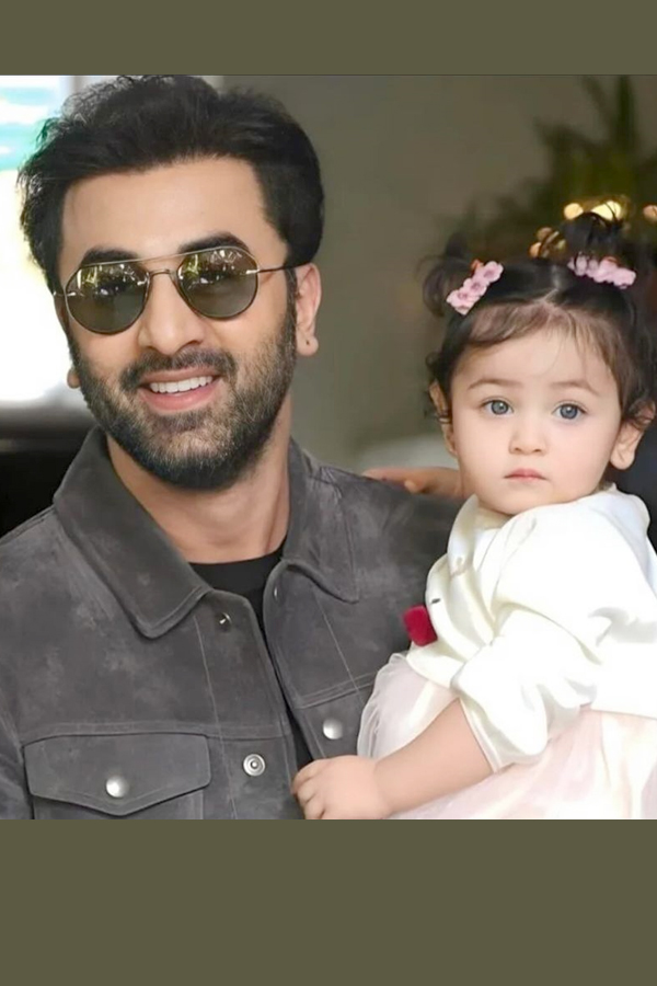 Alia Bhatt ANd Ranbir Kapoor present daughter Raha PHotos - Sakshi11