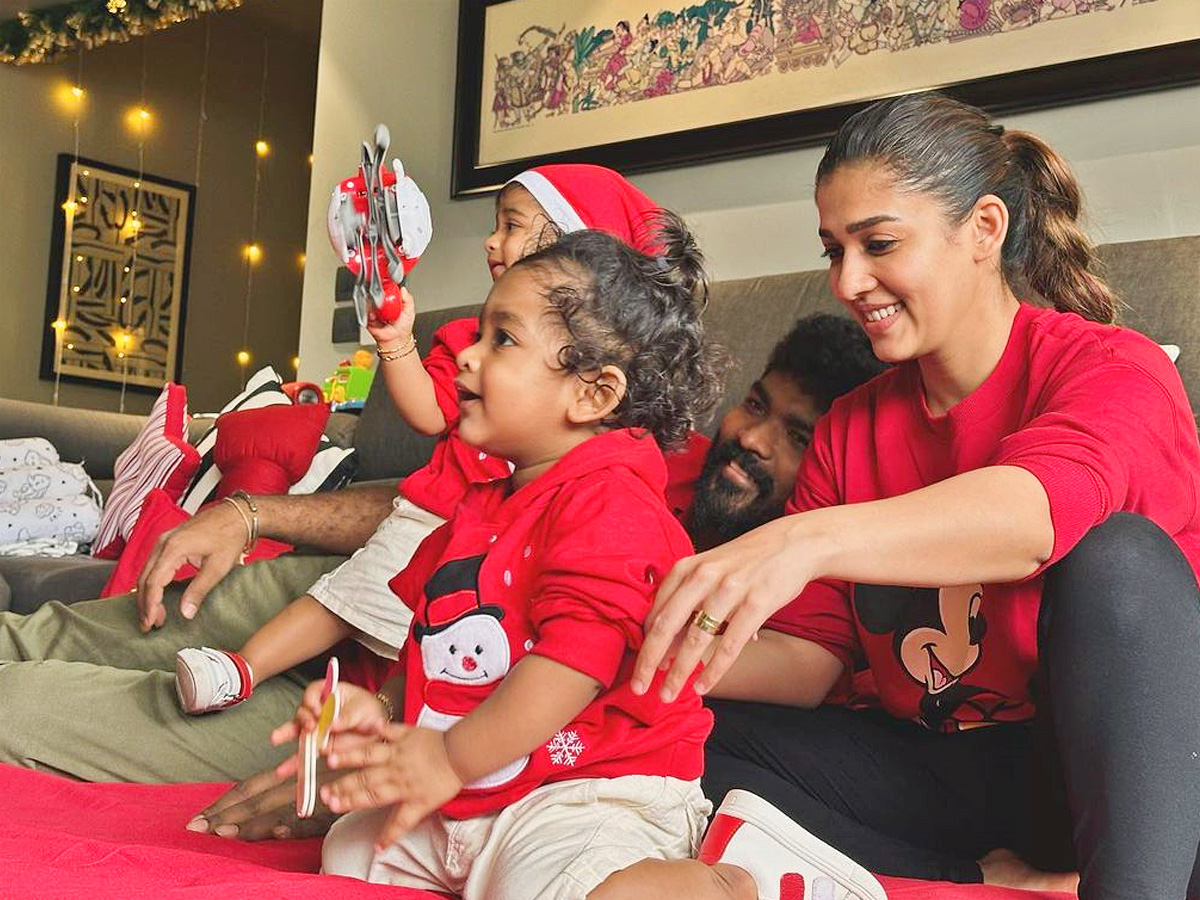 Nayanthara and Vignesh Shivan celebrate Christmas with their twins PHotos - Sakshi7