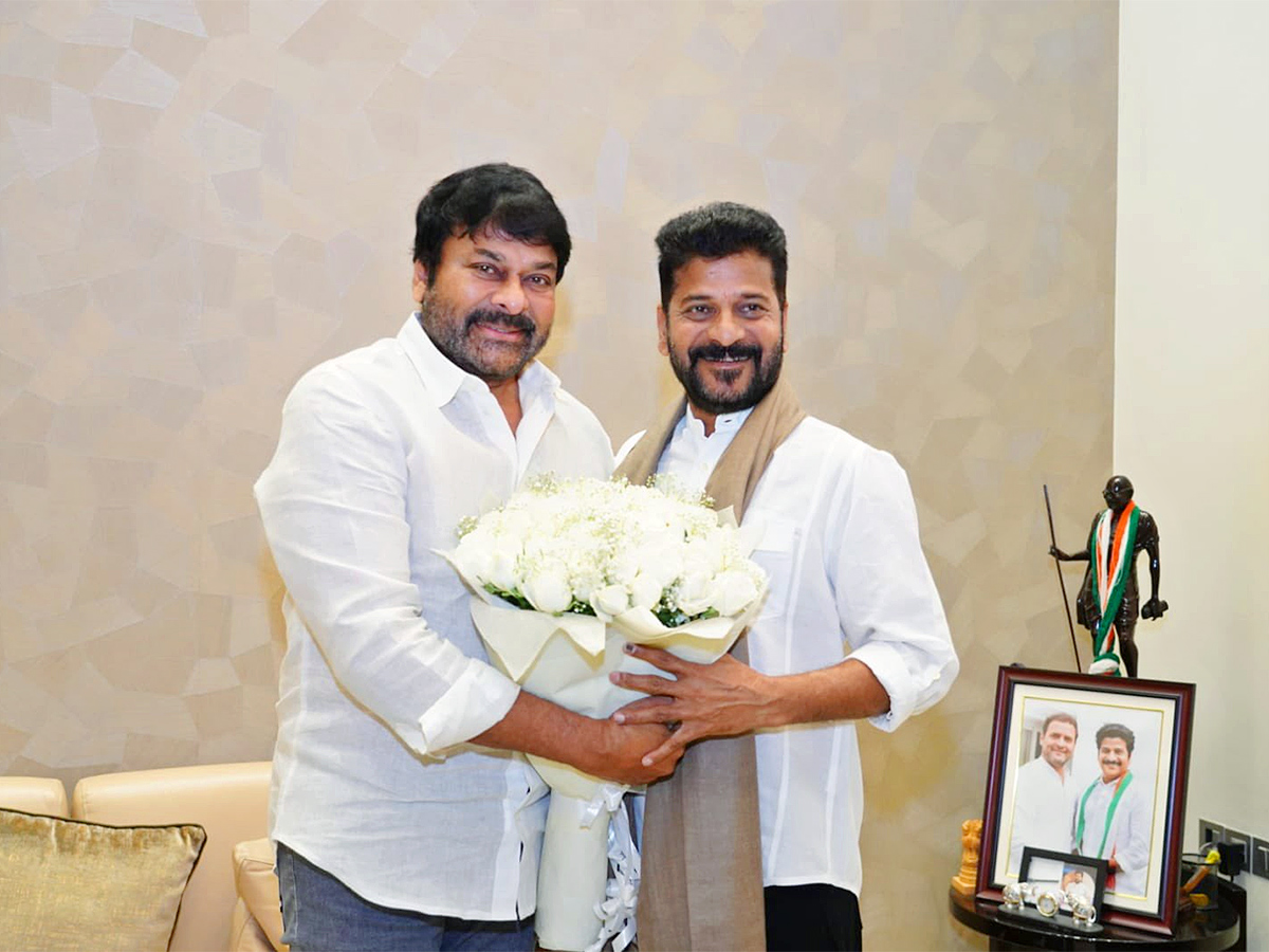 Megastar Chiranjeevi Meet Telangana CM Revanth Reddy Pics - Sakshi1