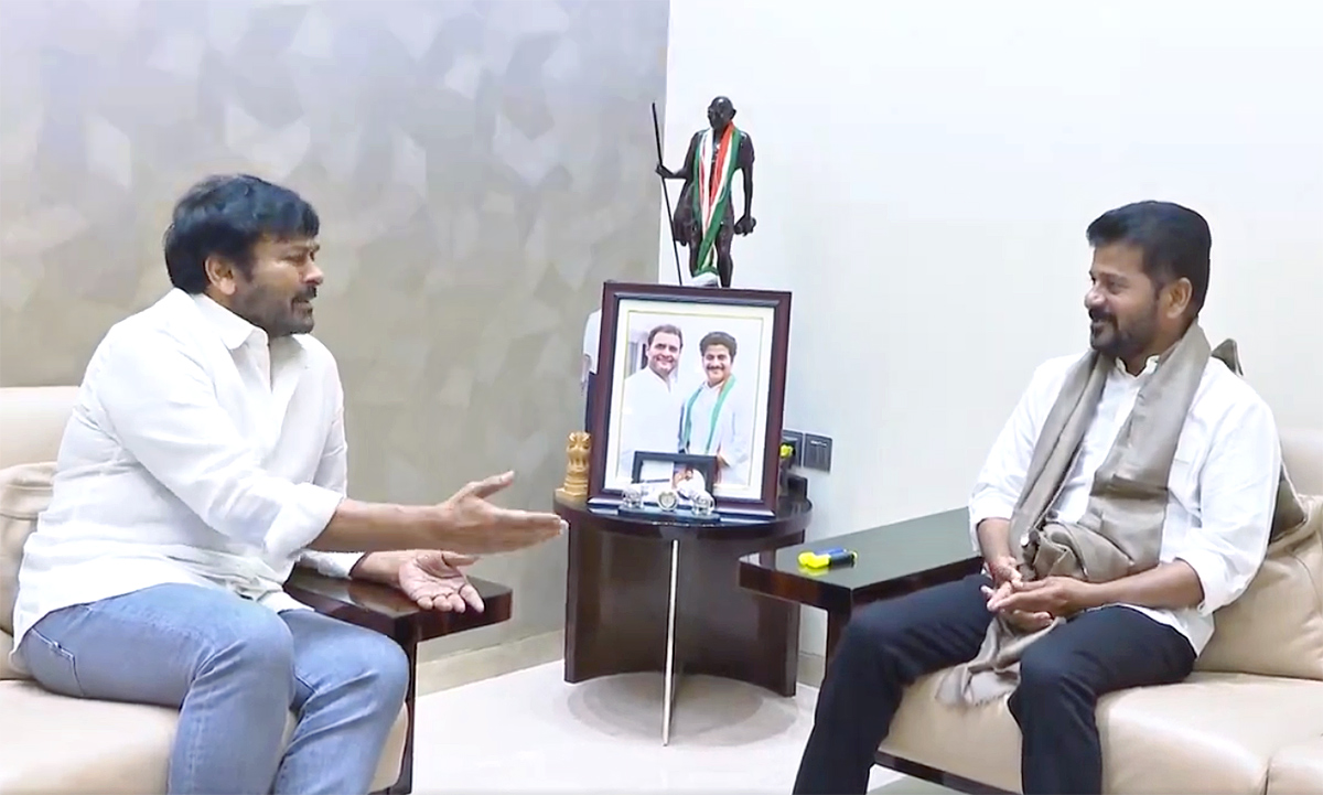 Megastar Chiranjeevi Meet Telangana CM Revanth Reddy Pics - Sakshi7