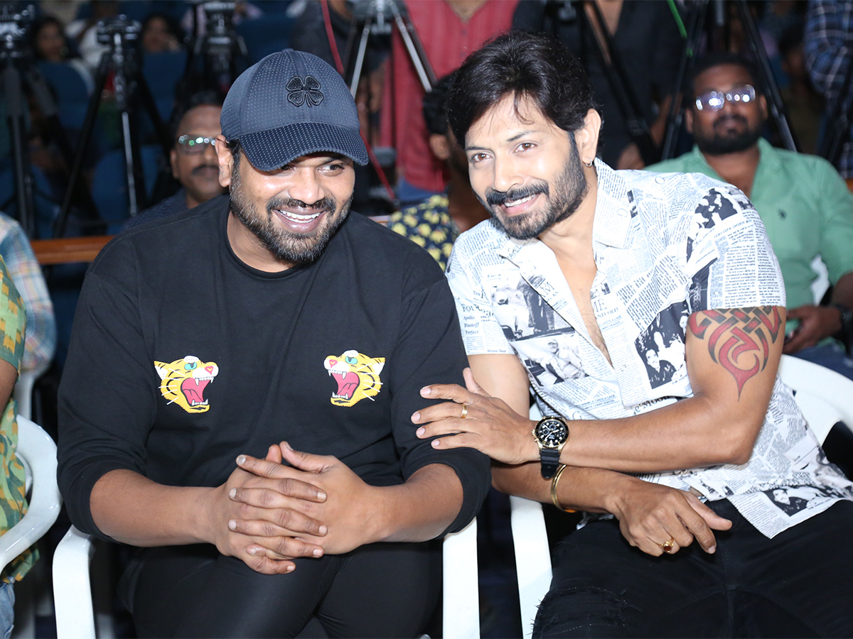 Kaushal Manda Right Movie Pre Release Event  - Sakshi19