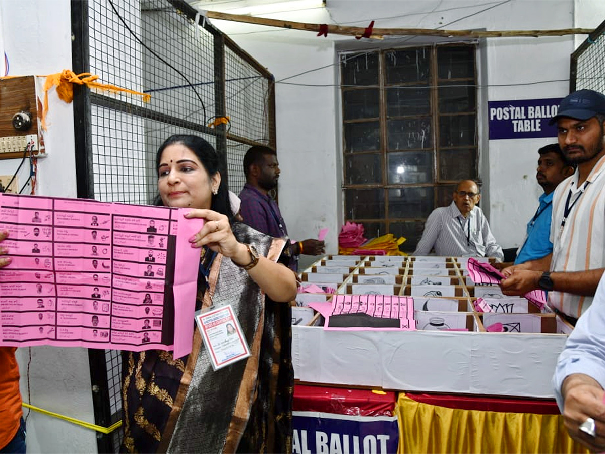 Telangana Assembly Election Counting Photos - Sakshi18