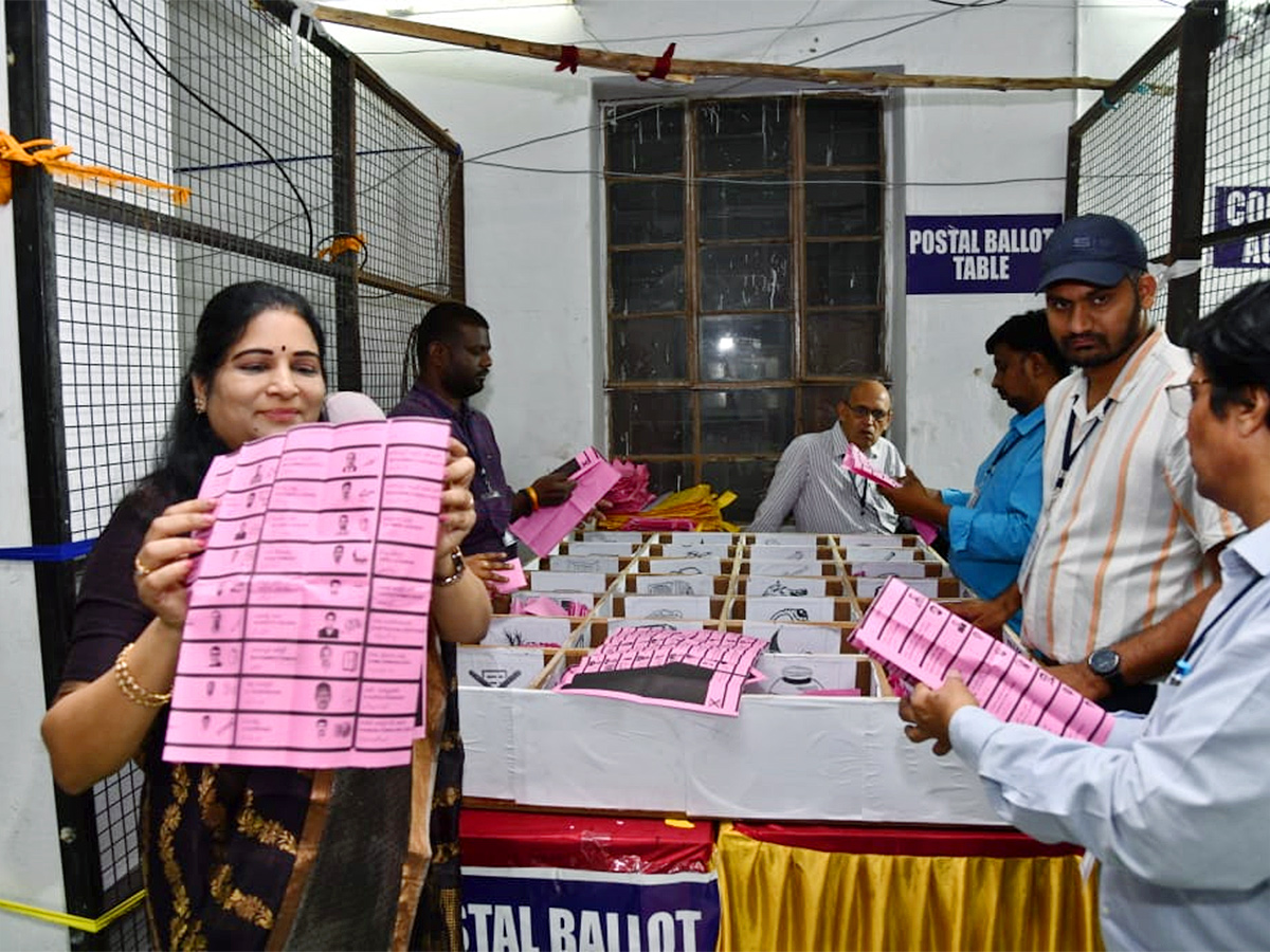 Telangana Assembly Election Counting Photos - Sakshi1