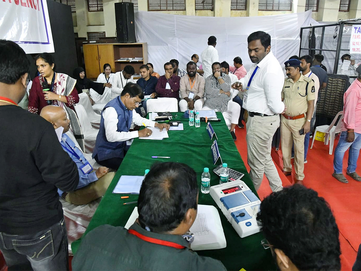 Telangana Assembly Election Counting Photos - Sakshi7