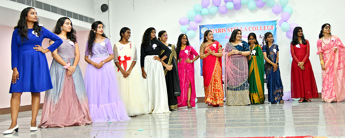 Telugu ammayi fashion show maris stella college vijayawada Pics - Sakshi13