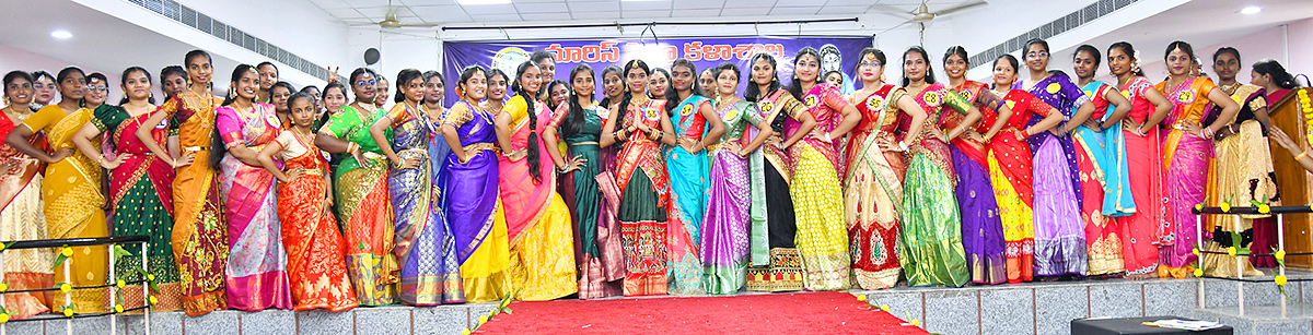 Telugu ammayi fashion show maris stella college vijayawada Pics - Sakshi27