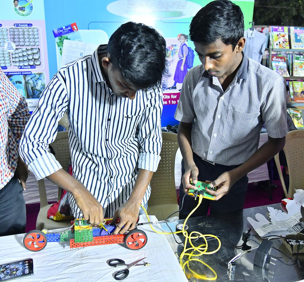 34th Vijayawada Book Festival 2023 Photos - Sakshi16