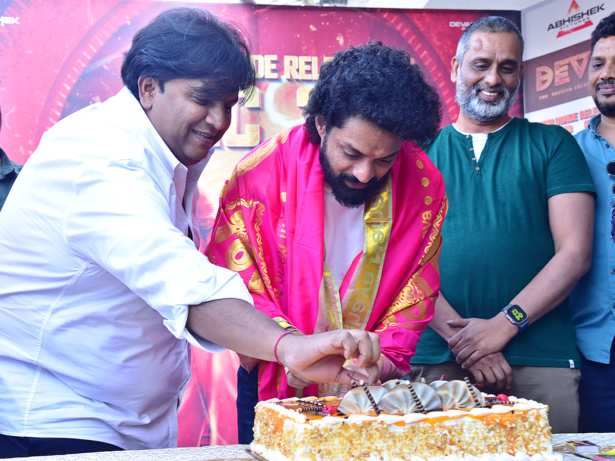 Nandamuri Kalyan Rams Devil Movie Success Celebrations - Sakshi11