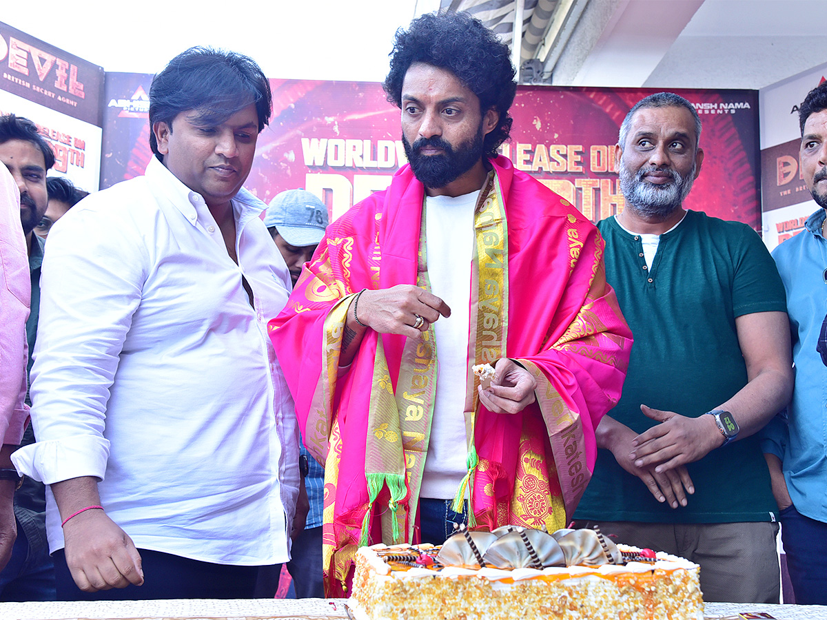 Nandamuri Kalyan Rams Devil Movie Success Celebrations - Sakshi18