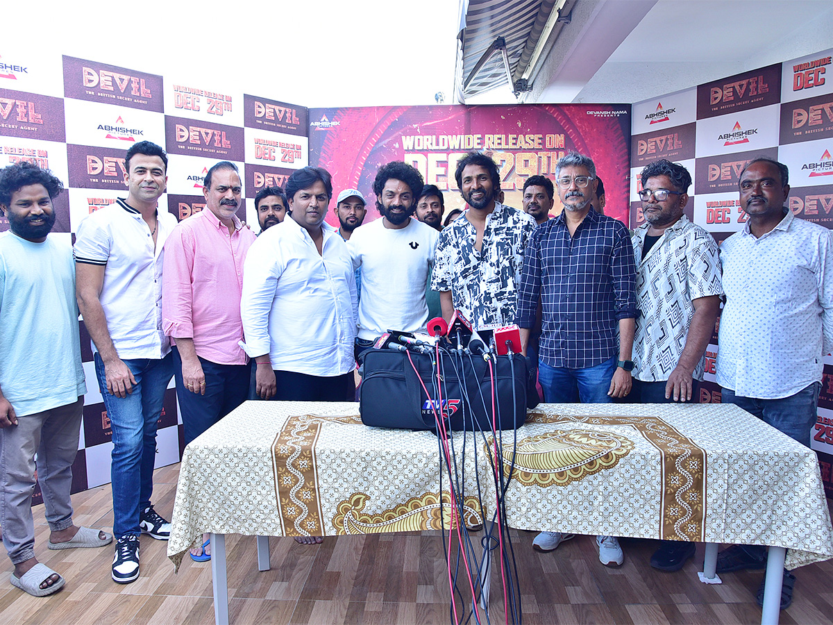 Nandamuri Kalyan Rams Devil Movie Success Celebrations - Sakshi24