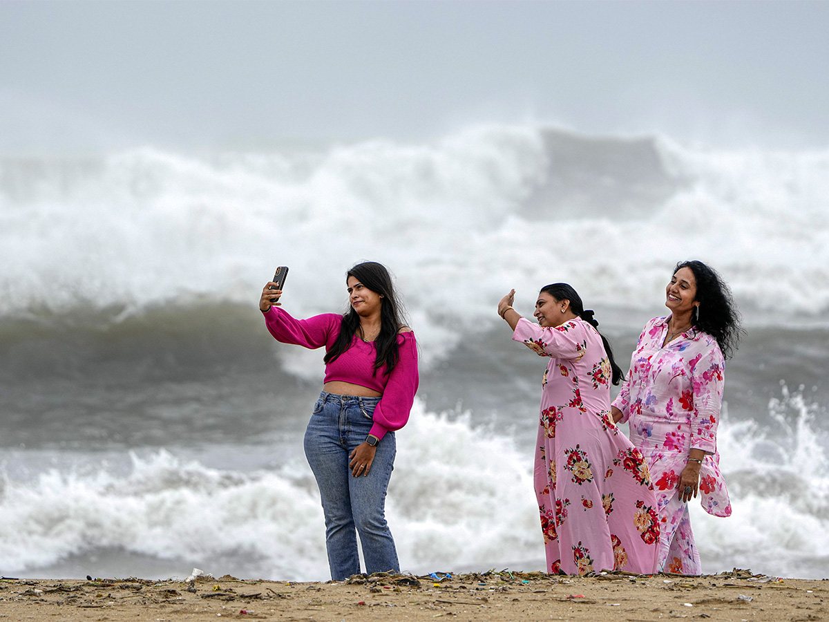 Cyclone Michaung Heavy rains Pics - Sakshi17