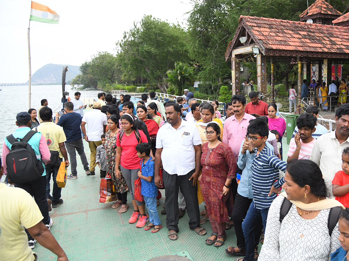 Karthika Masam Celebrations Bhavani Island Vijayawada Pics - Sakshi5