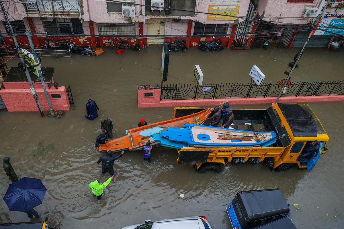 Cyclone Michaung As Rain Floods Chennai - Sakshi36