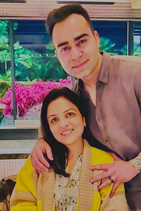 Virat Kohlis Brother Vikas Kohli And Wife Chetna Family Photos - Sakshi7