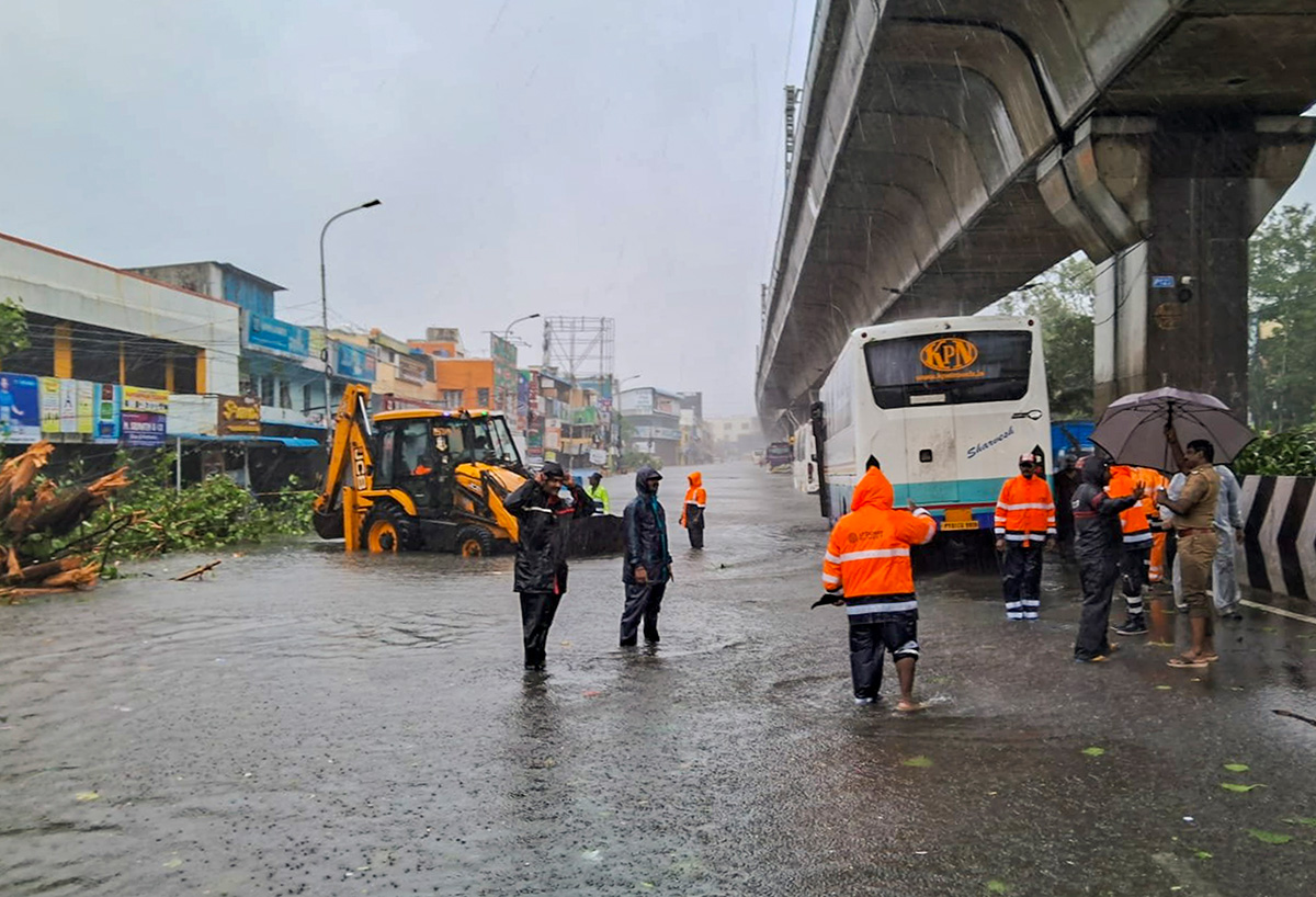 Cyclone Michaung As Rain Floods Chennai - Sakshi44