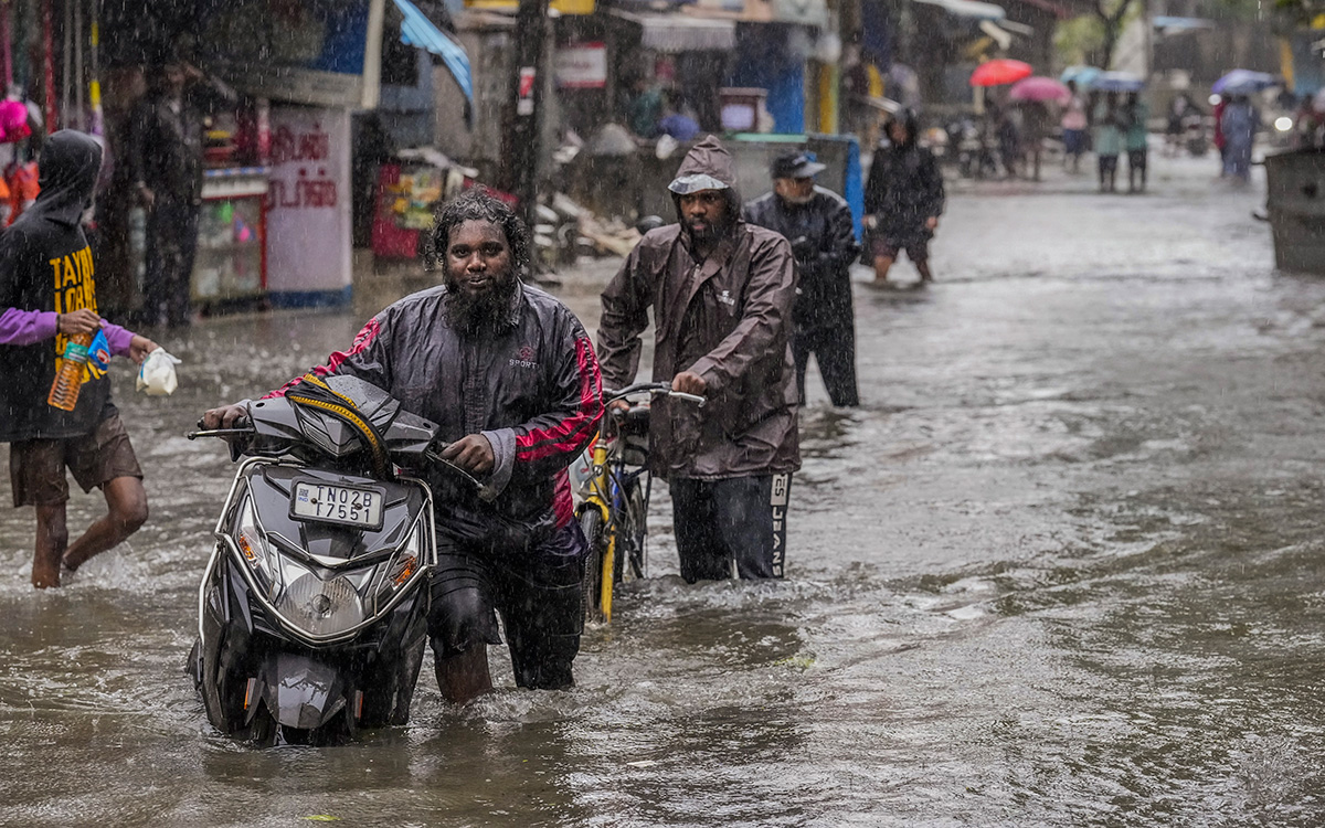 Cyclone Michaung As Rain Floods Chennai - Sakshi51