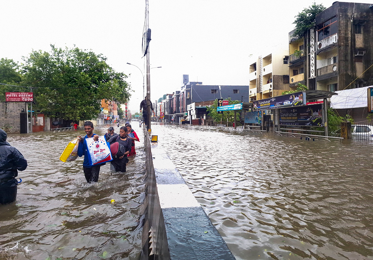 Cyclone Michaung As Rain Floods Chennai - Sakshi12