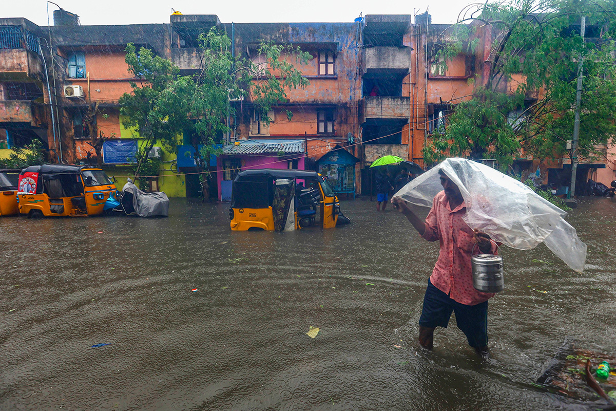 Cyclone Michaung As Rain Floods Chennai - Sakshi8