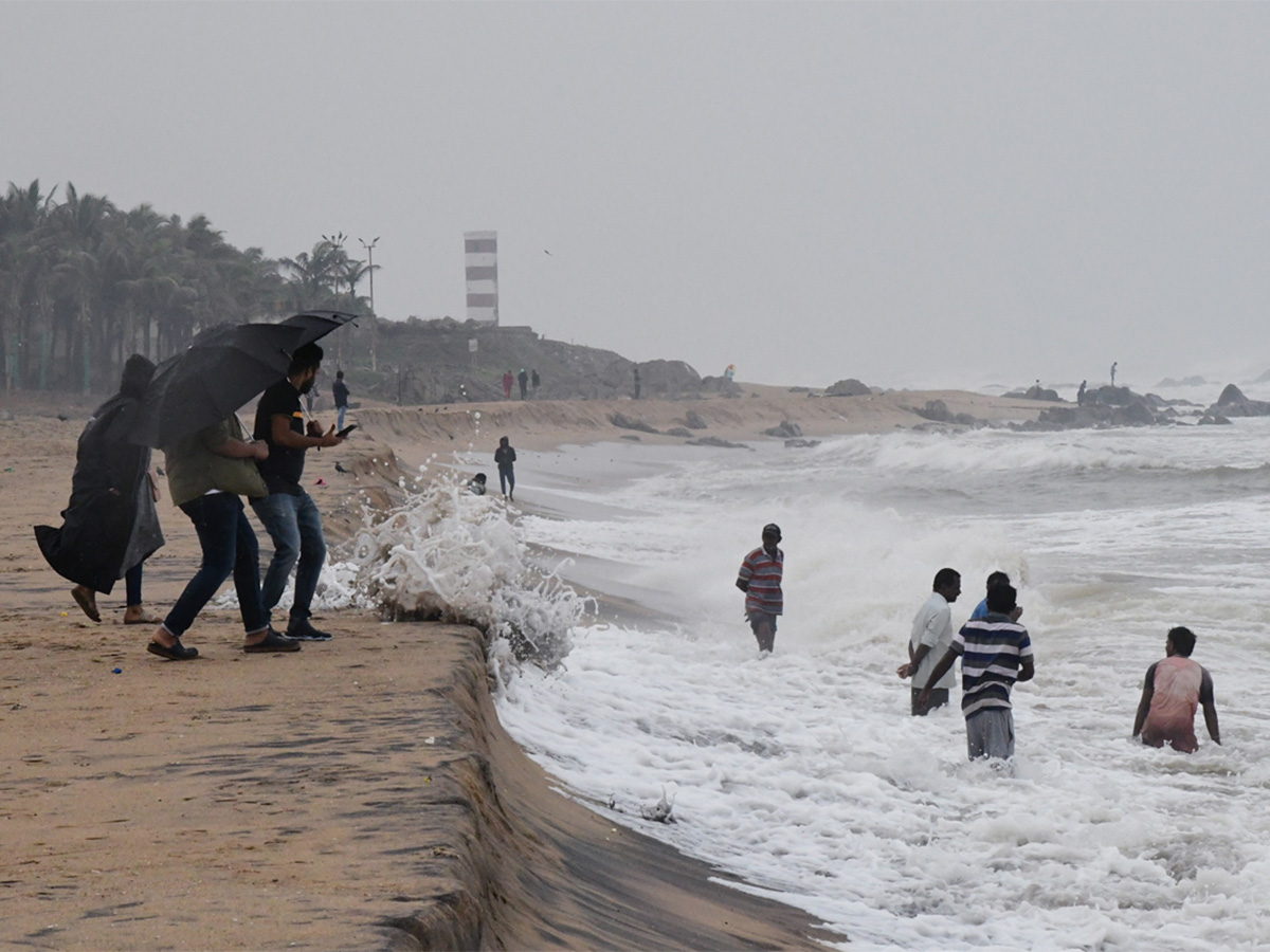 Cyclone Michaung Effect heavy rains in andhra pradesh photos - Sakshi13