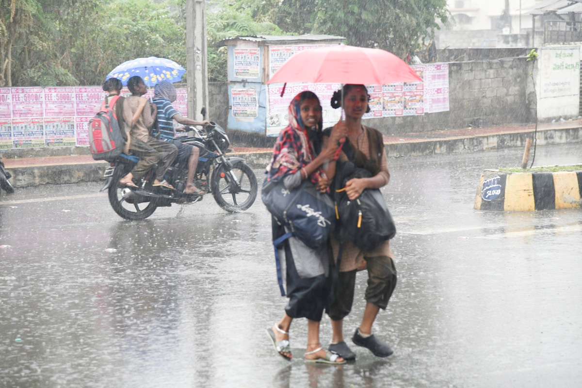 Cyclone Michaung Effect heavy rains in andhra pradesh photos - Sakshi23