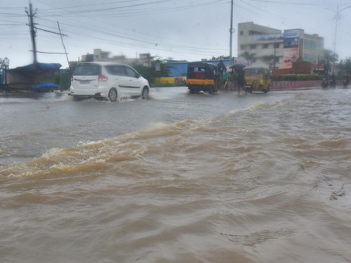 Cyclone Michaung Effect heavy rains in andhra pradesh photos - Sakshi30