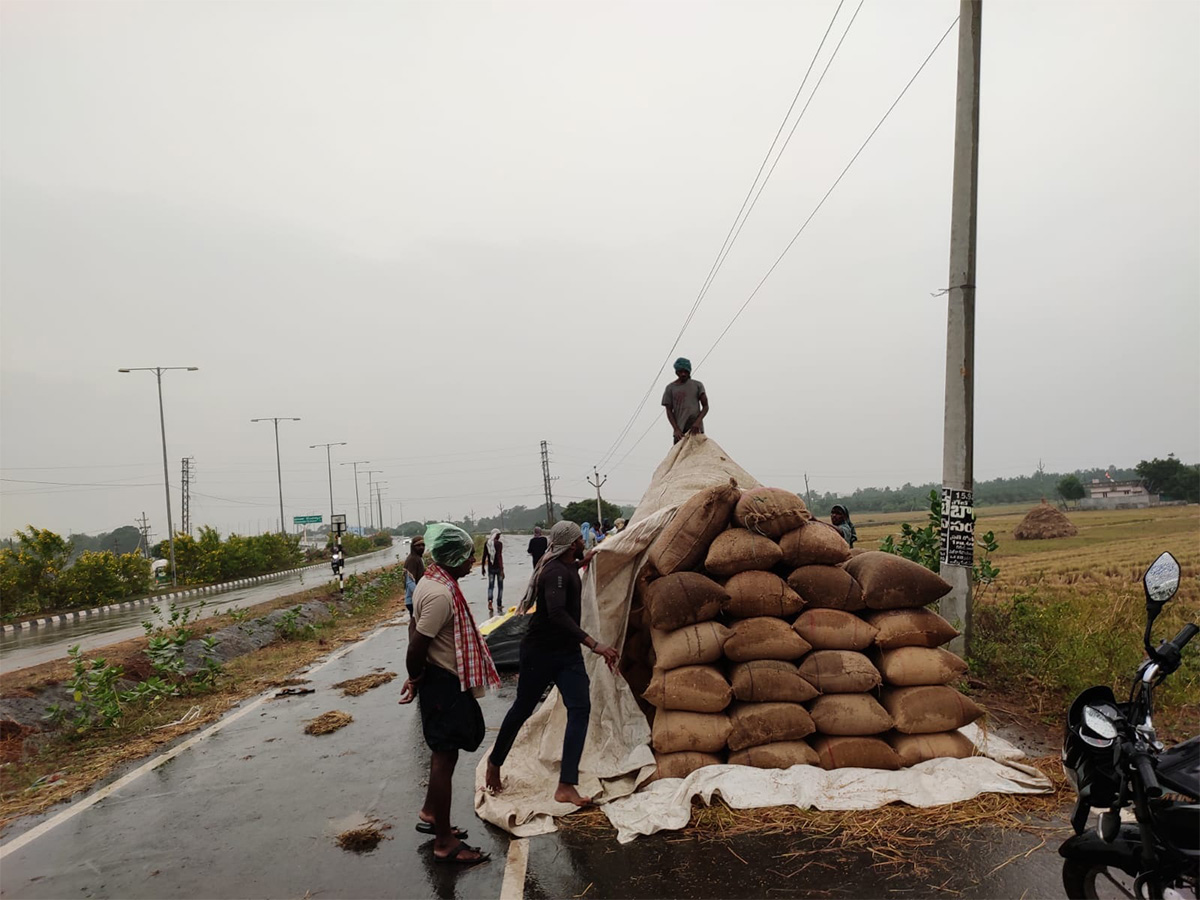 Cyclone Michaung Effect heavy rains in andhra pradesh photos - Sakshi37