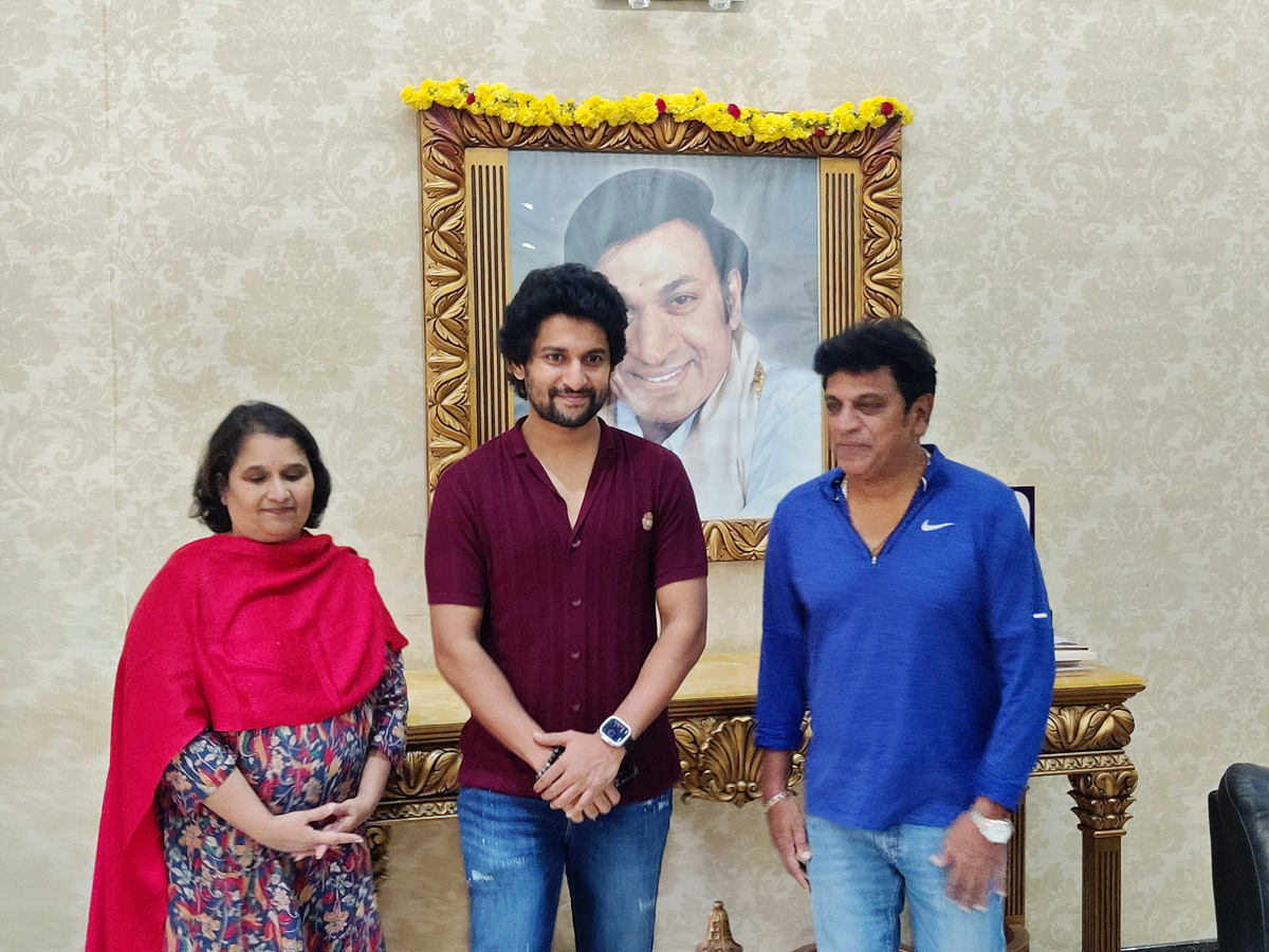 Nani meets Kannada superstar Shiva Rajkumar in Bengaluru Photos - Sakshi5