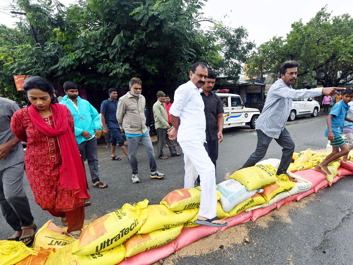 Tirupati Michoung Cyclone Photos - Sakshi22