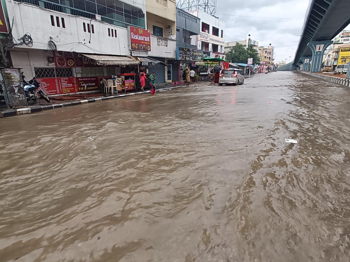 Tirupati Michoung Cyclone Photos - Sakshi23