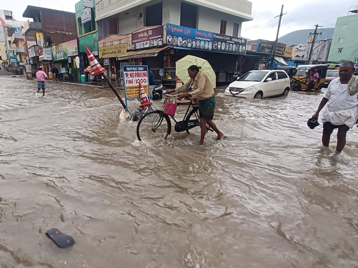 Tirupati Michoung Cyclone Photos - Sakshi24