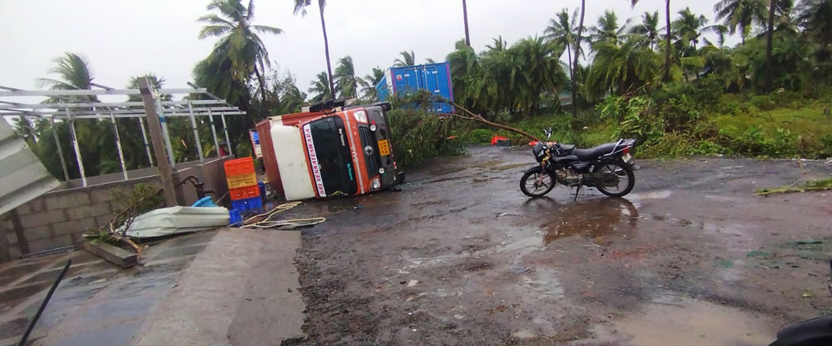 Cyclone Effect In Andhra Pradesh Photos - Sakshi23