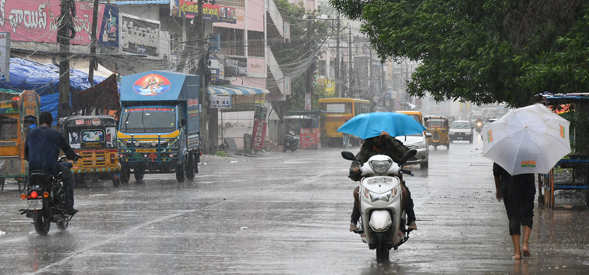 Cyclone Effect In Andhra Pradesh Photos - Sakshi35