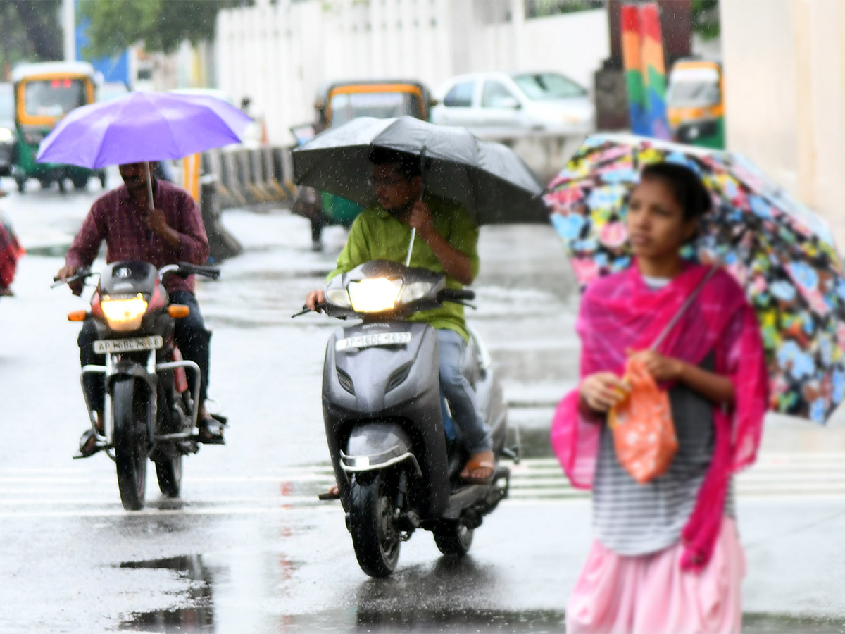 Cyclone Effect In Andhra Pradesh Photos - Sakshi39