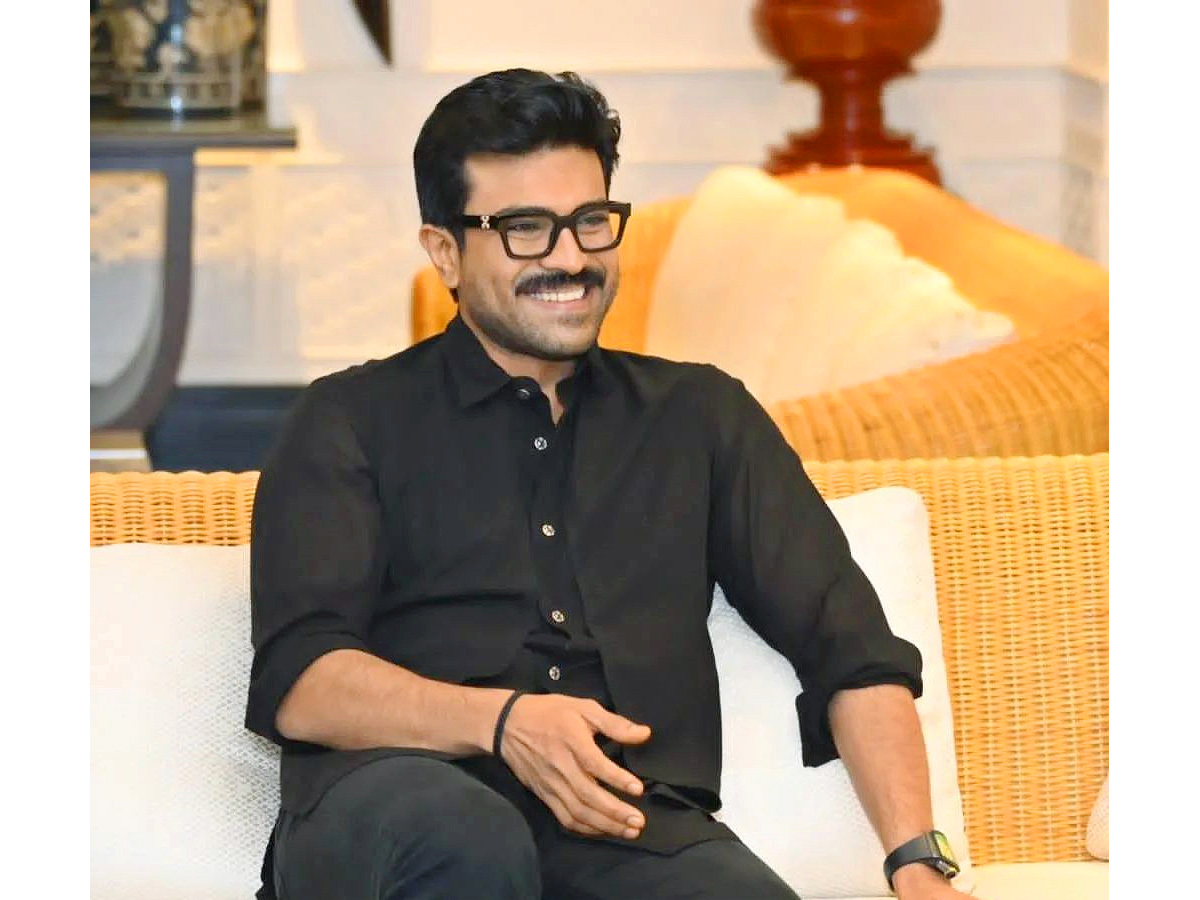 Netflix CEO Meets Chiranjeevi and Ram Charan Photos - Sakshi6