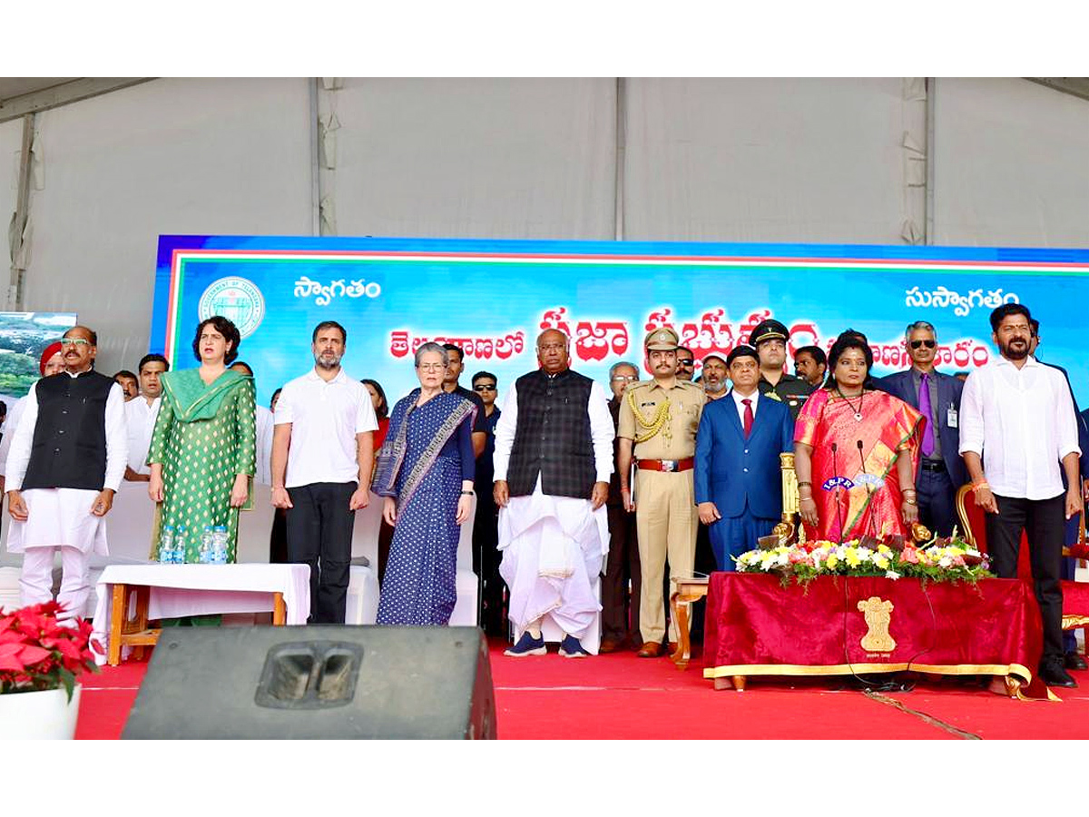 Revanth Reddy Sworn in as Chief Minister of Telangana at LB Stadium Photos - Sakshi12