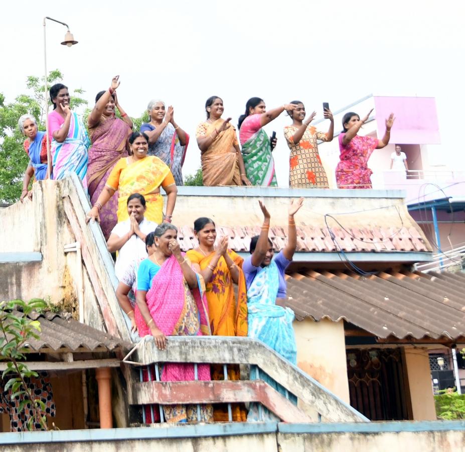 AP CM YS Jagan visit to Bapatla Photos - Sakshi4