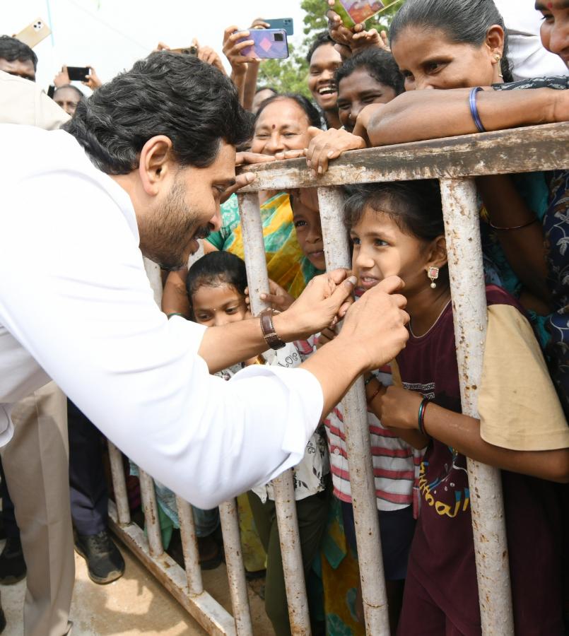 AP CM YS Jagan visit to Bapatla Photos - Sakshi15