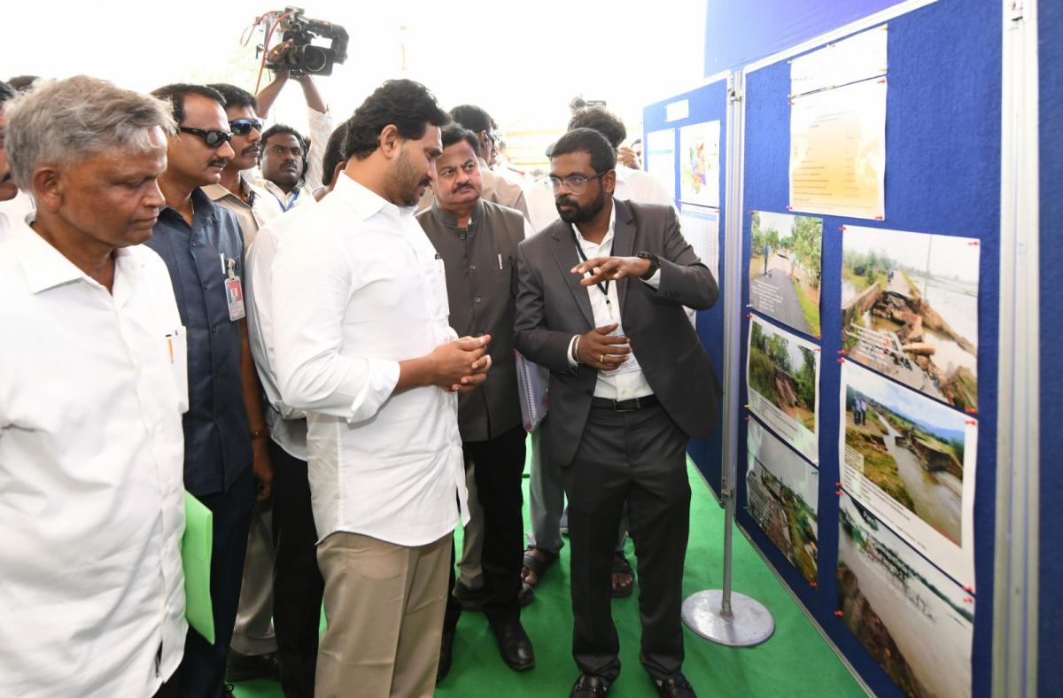 AP CM YS Jagan visit to Bapatla Photos - Sakshi23