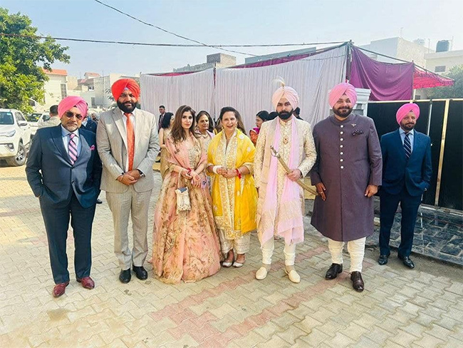 Navjot Singh Sidhu son Karan Sidhu married Inayat Randhawa in Patiala - Sakshi10