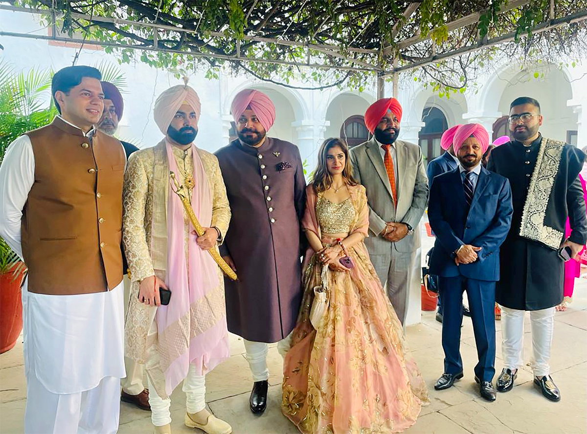 Navjot Singh Sidhu son Karan Sidhu married Inayat Randhawa in Patiala - Sakshi11