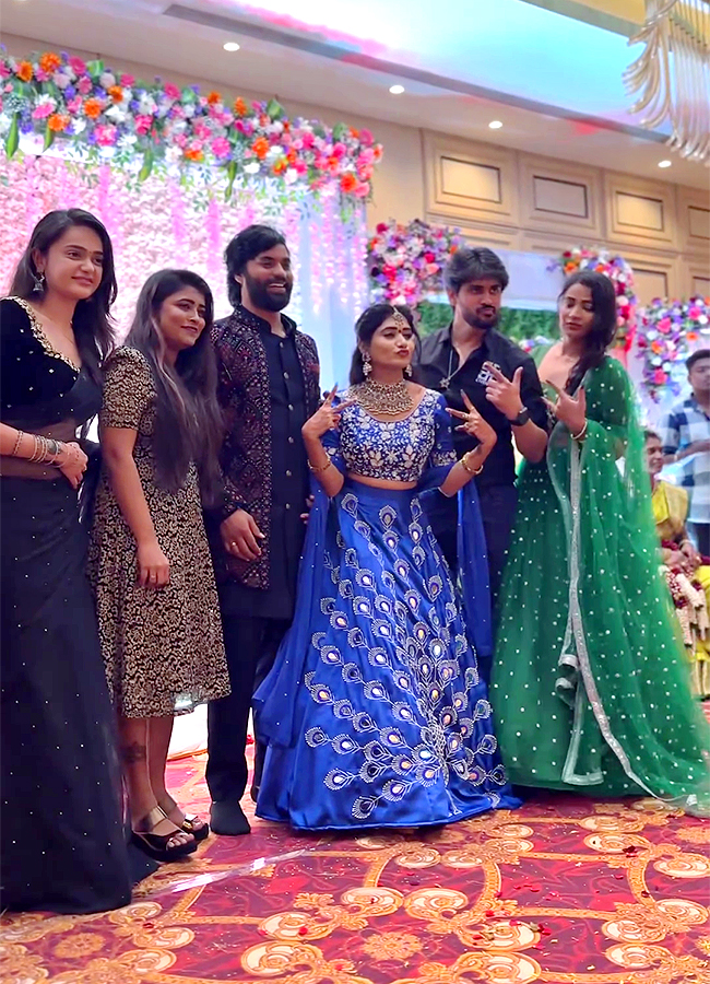 Telugu Bigg Boss 6 Contestant Vasanthi Krishnan Engagement Pics - Sakshi12