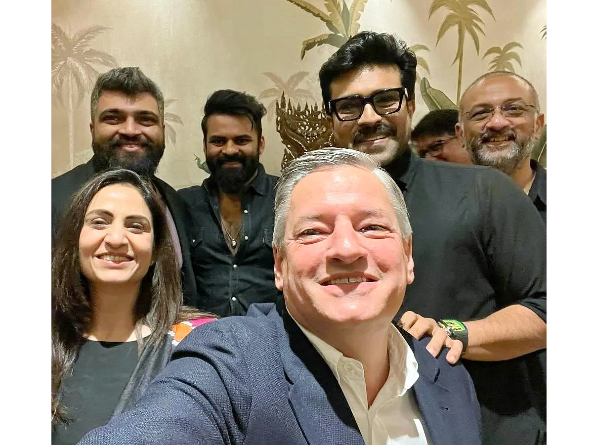 Allu Arjun, Mahesh Babu and Prabhas meet Netflix CEO Ted Sarandos Photos - Sakshi2