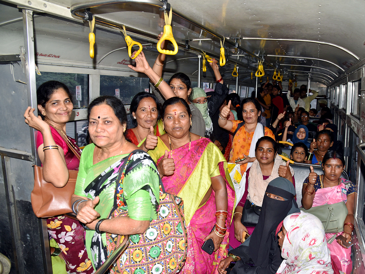 CM Revanth Reddy Launched Free Bus Services For Women Photos - Sakshi2