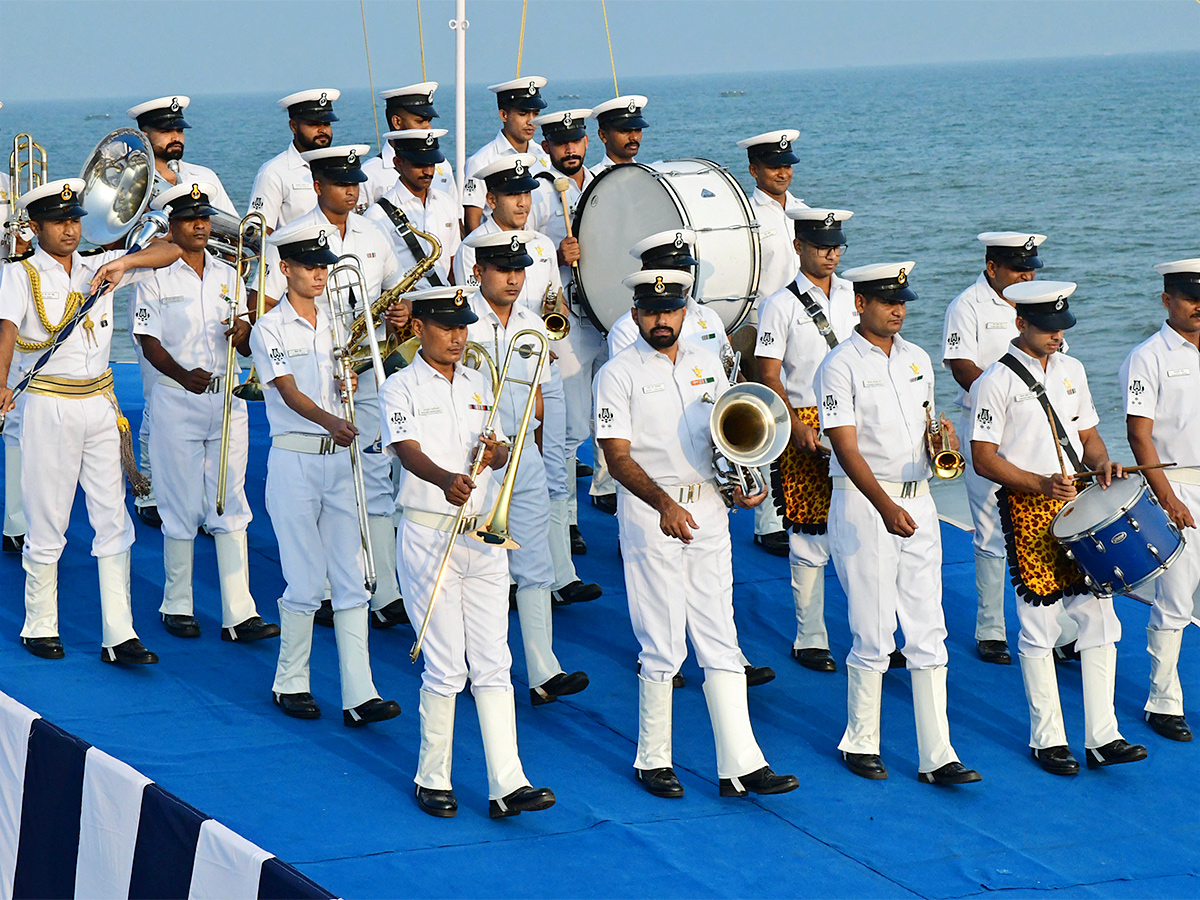 navy day celebration 2023 in visakhapatnam - Sakshi7