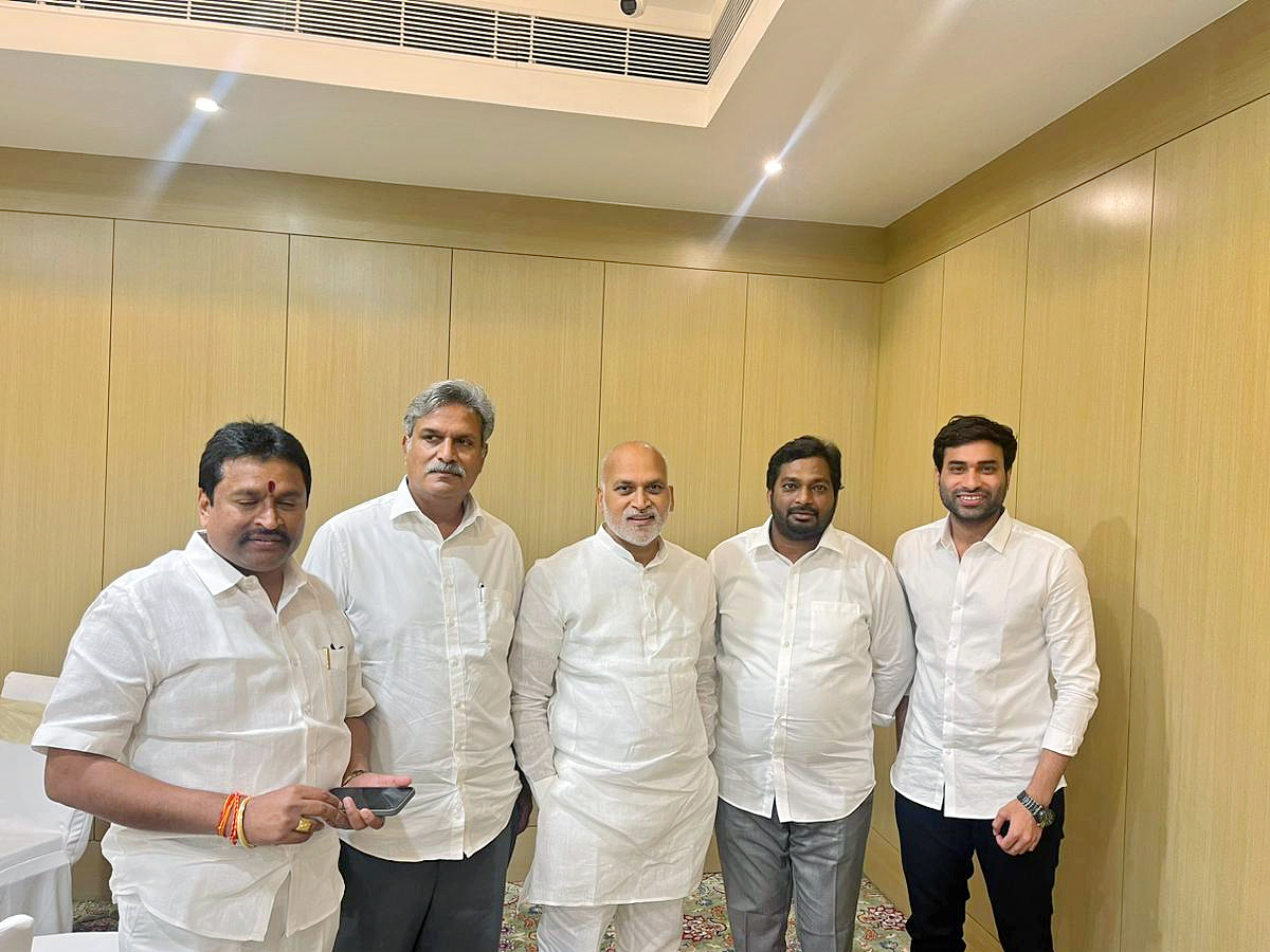 Kesineni Nani Meets CM YS Jagan Photos - Sakshi9