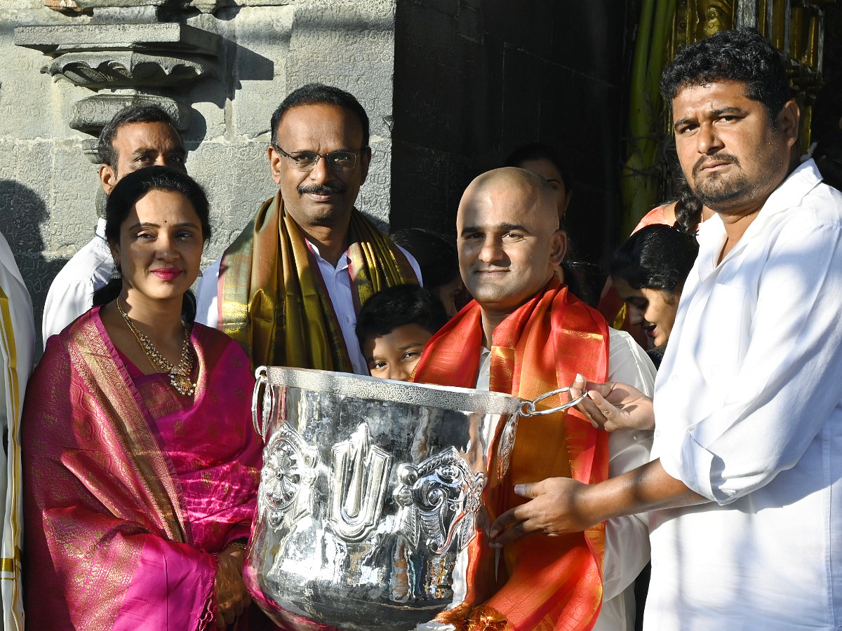  6.7 KGS silver was presented to Tirumala Temple Photos - Sakshi5